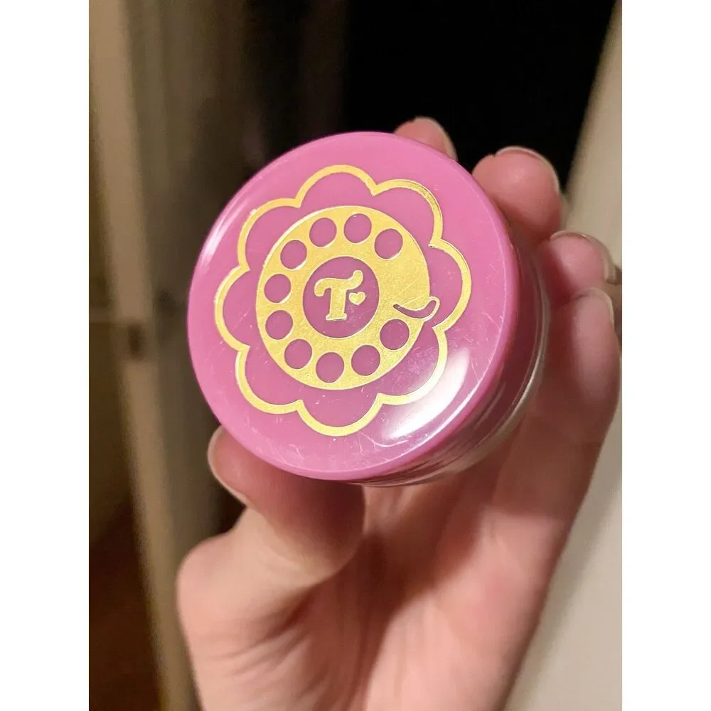Trixie Cosmetics container and packaging